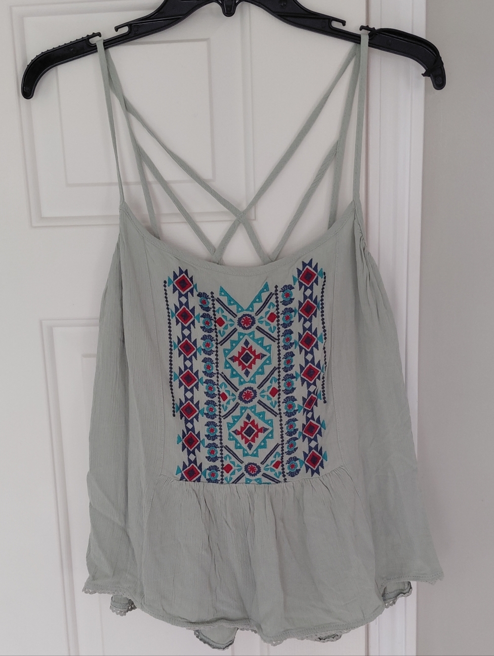 Massini Green Embroidered Tribal Print Flowy Lace Rayon Tank Top Size Medium